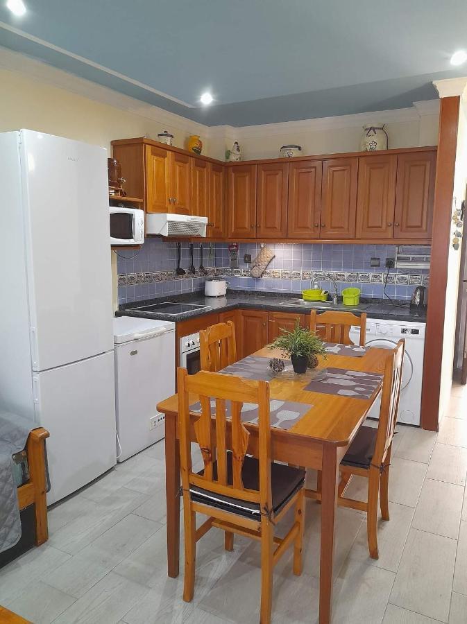 Primavera Apartment Olga With Free Wifi Арона Экстерьер фото
